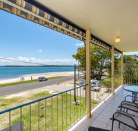 Water Views - Top Floor -Clearview Apartments South Esp Bongaree - Accommodation Daintree