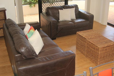 The Apartments Kings Beach Surfside - Accommodation Daintree 3