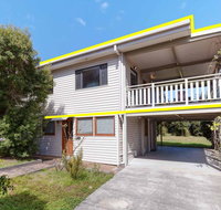 'Beach Break 1' 1/10 Lionel Street - upstairs unit with Aircon - Accommodation Daintree