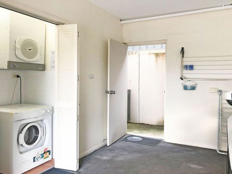 'Dutchies Vista' 1/45 Christmas Bush Ave - Ground Floor Duplex With Stunning Water Views - Accommodation Daintree 2