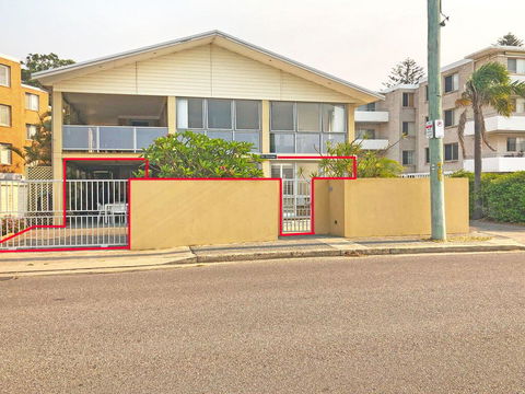 'Mooring One Downstairs', 23 Shoal Bay Rd - Fantastic Ground Floor Duplex With Views, WIFI And Air Conditioning - Accommodation Daintree 0
