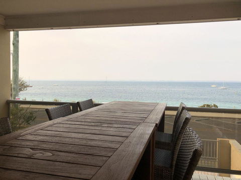 'Mooring Two Upstairs', 23 Shoal Bay Rd - Stunning Views, WIFI, Air Conditioning And Boat Parking - Accommodation Daintree 1