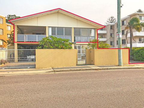 'Mooring Two Upstairs', 23 Shoal Bay Rd - Stunning Views, WIFI, Air Conditioning And Boat Parking - Accommodation Daintree 0