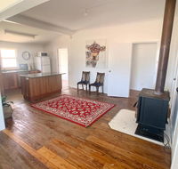 'The Wattles' - True Country Escape Near Wineries - Borenore - Accommodation Daintree