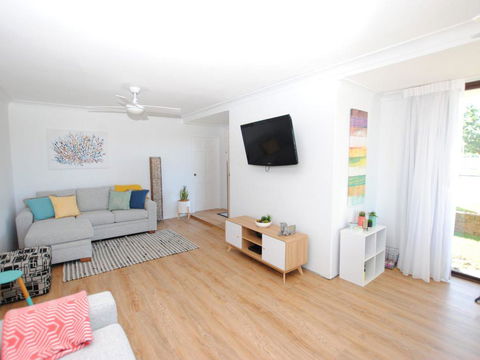 'Time And Tide' 1 - Ground Floor With Water Views - Accommodation Daintree 1