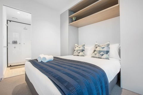 , HollywoodDream@2Bd2Bth Lv38, Free Tram, Mel CBD - Accommodation Daintree 2