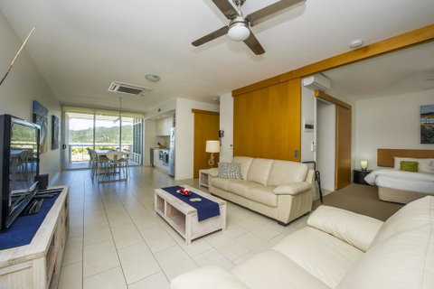 1 Bright Point Apartment 1401 - Accommodation Daintree 0