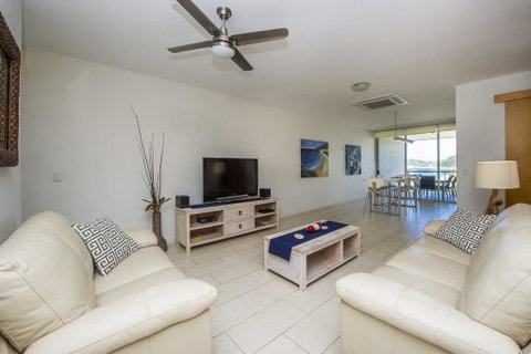 1 Bright Point Apartment 1401 - Accommodation Daintree 1