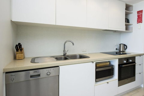 1 Bright Point Apartment 1401 - Accommodation Daintree 3