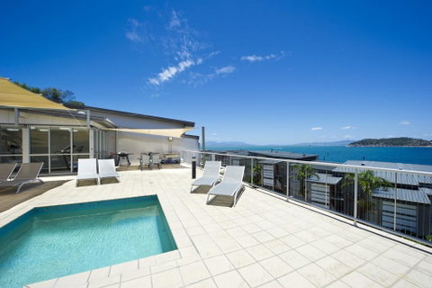 1 Bright Point Apartment 1402 - Accommodation Daintree 1