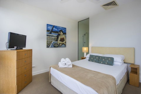 1 Bright Point Apartment 1405 - Accommodation Daintree 1