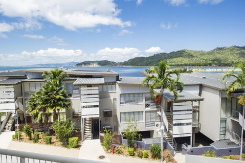1 Bright Point Apartment 1405 - Accommodation Daintree 3