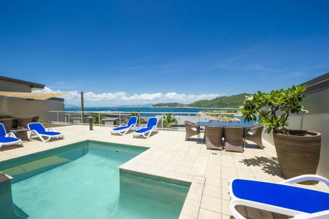 1 Bright Point Apartment 1503 - Accommodation Daintree 3