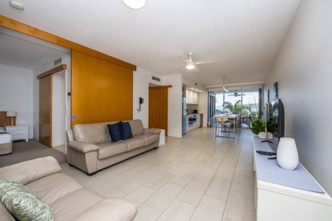 1 Bright Point Apartment 2204 - Accommodation Daintree 3