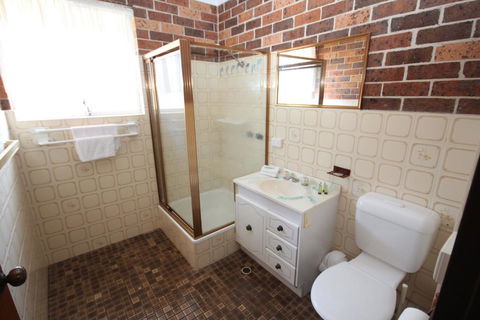 1/2 Brunswick Avenue - Accommodation Daintree 3