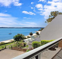 10 'Kiah' 53 Victoria Parade - Waterfront Views AIRCON and Close to the Marina. - Accommodation Daintree