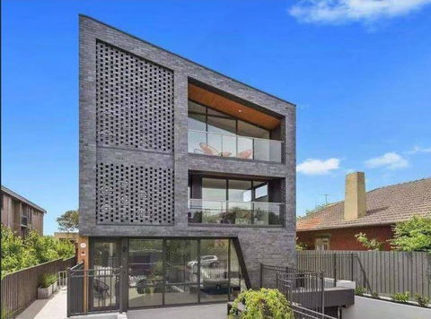 106, Modern Prestige, 3-Storey New Establishment - Accommodation Daintree 0