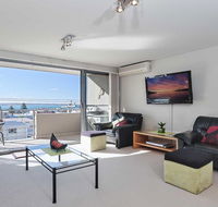 11 'Bayview Apartment' 42 Stockton Street - right in the CBD of Nelson Bay with water views - Accommodation Daintree
