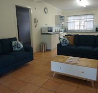 11 Bomburra Court - Rainbow Beach Comfortable Beach House Plenty of boat parking - Accommodation Daintree