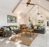 12 Childe Street Byron Bay - Absolute Belongil Summerhouse - Accommodation Daintree