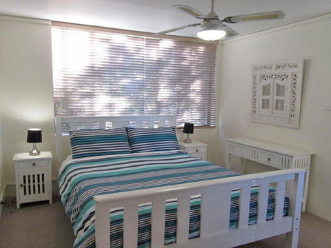 13 'Harbourside', 3-7 Soldiers Point Road - Fantastic Waterfront Unit - Accommodation Daintree 1