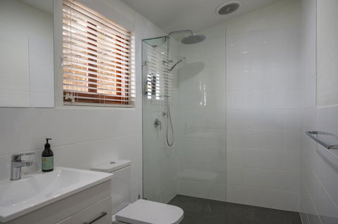 131 Your Vineyard Home In The Heart Of The Vale - Accommodation Daintree 3