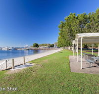 14 'The Commodore' 9-11 Donald Street- unit in the heart of town with views  WIFI - Accommodation Daintree