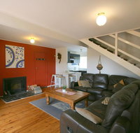 14 Cobbon Crescent Jindabyne - Accommodation Daintree