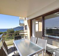 15 'Intrepid' 3 Intrepid Close - right on the beachfront - Accommodation Daintree