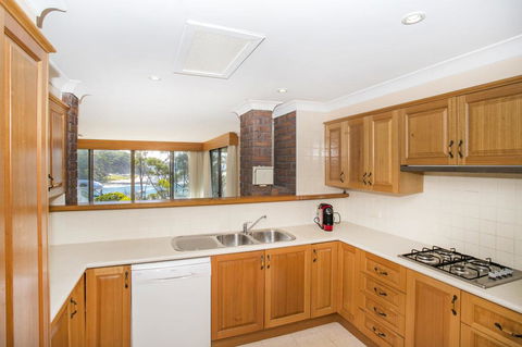 16 Shipton Cres - Secluded Away - Accommodation Daintree 1