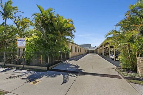 17 North Street Budget Accommodation - Accommodation Daintree 0
