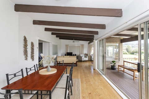 19 Buchan Street - Mollymooks Tee To Sea - Accommodation Daintree 3