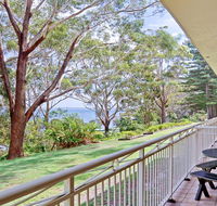 2 'Fiddlers Green' 62 Magnus Street - ground floor unit walking distance to Nelson Bay - Accommodation Daintree