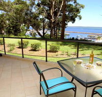2 'Magnus Pines' 52-56 Magnus Street - stunning unit with aircon water views  foxtel - Accommodation Daintree