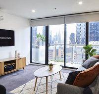 2 Bdrm 2 Bthrm Apt With Parking in Central CBD - Accommodation Daintree