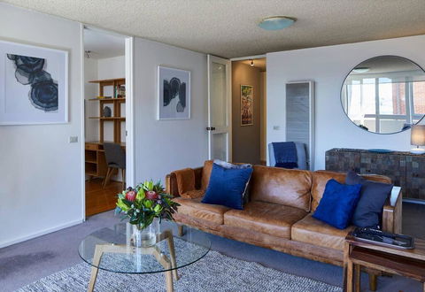 2 Bdrm South Yarra Apt With Balcony And Parking - Accommodation Daintree 0