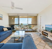 2 Bedroom Top Floor Unit - Ocean Views and Pool - Accommodation Daintree