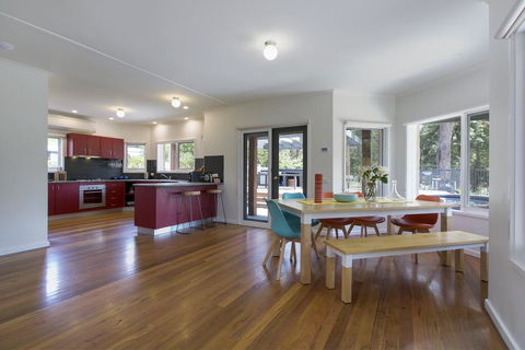 2 Marma Retreat With Jacuzzi, Heated Pool, Pet Friendly, Foxtel - Accommodation Daintree 1