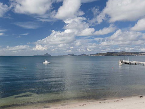 2/137 Soldiers Point Road - Luxury Unit On The Waterfront With Aircon And Free Unlimited Wi Fi - Accommodation Daintree 2