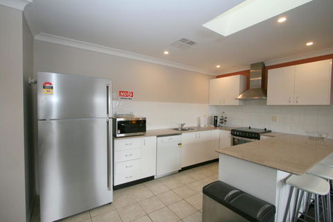 2/17 Jillamatong Street - Accommodation Daintree 2