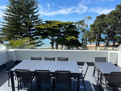 C-Scape Penthouse - Cowes Beach Front - Accommodation Daintree 4
