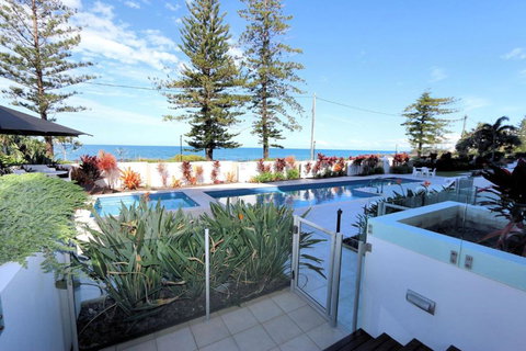 C Bargara Unit 101 - Accommodation Daintree 0