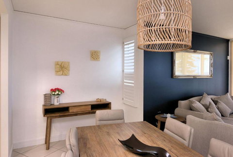C Bargara Unit 101 - Accommodation Daintree 4