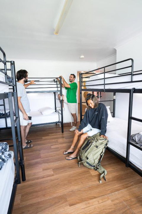 CALI Backpackers - Accommodation Daintree 3