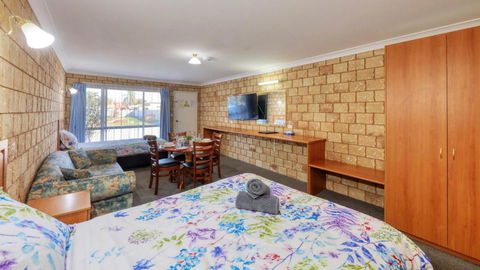 Darling River Motel - Accommodation Daintree 2