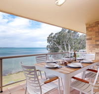 3 'Pelican Sands' 83 Soldiers Point Rd - stunning waterfront unit with magical water views  air conditioning - Accommodation Daintree