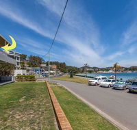 3 'Sunset' 11 Victoria Parade - stunning unit right across from the water - Accommodation Daintree