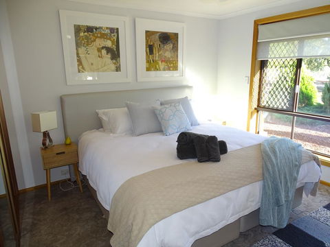 3 Pears On The Park McLaren Vale - Accommodation Daintree 0