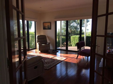 3 Sea/Fraser Island View Deckings, Beachfront, Marina - Accommodation Daintree 0