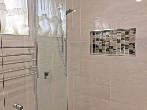 3 Tomaree Street - Cute 4 Bedroom House With Aircon In The Heart Of Town - Accommodation Daintree 1